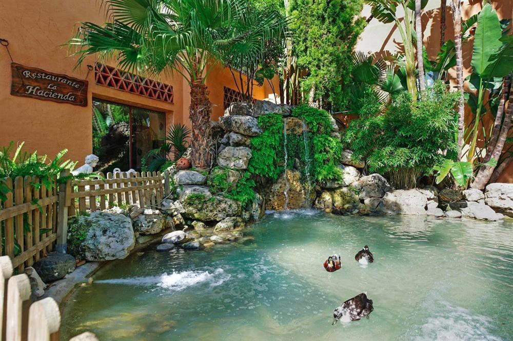 Skysea Holidays Riviera Del Sol Малага Екстериор снимка